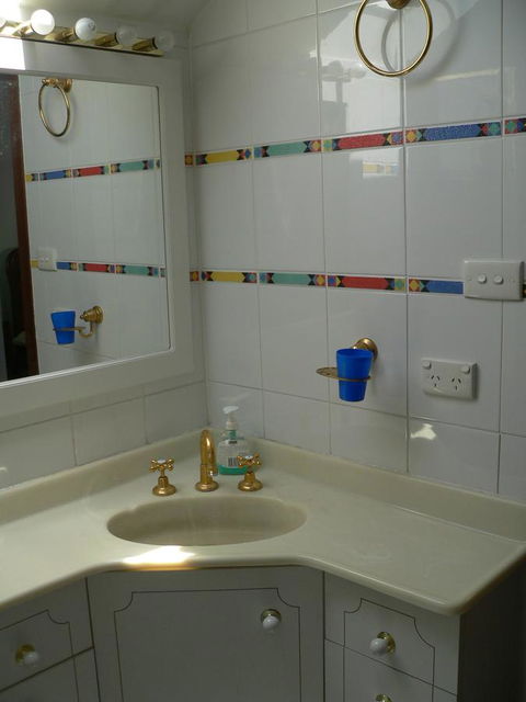 Brighton Beach House - Hotel Accommodation 9