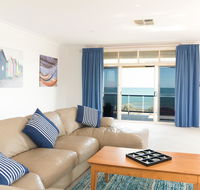 Seaview Sunset Holiday Apartments - Hotel Accommodation