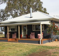 Rabbiters Hut - Hotel Accommodation