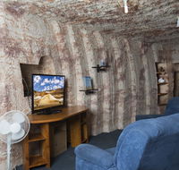 Ali's Underground - Hotel Accommodation