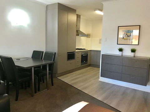 Adelaide DressCircle Apartments - Archer Street - Hotel Accommodation 5