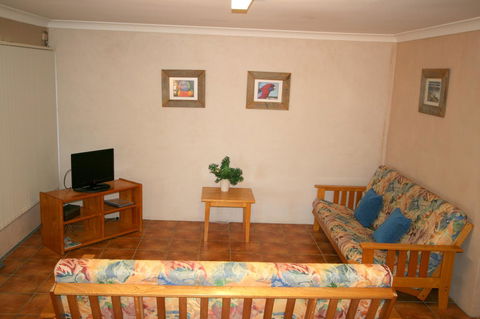 Lake Edge Apartments - Hotel Accommodation 27