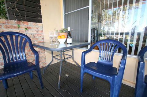 Lake Edge Apartments - Hotel Accommodation 12
