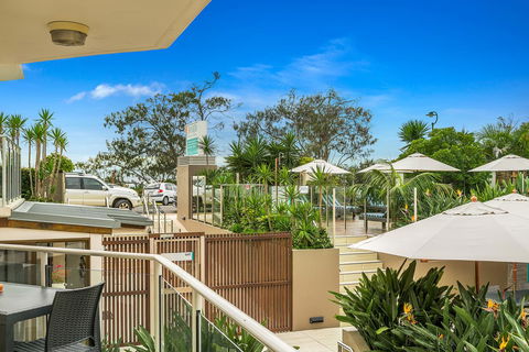 Bayview Beachfront Apartments, In Town Right On The Beach - Hotel Accommodation 13