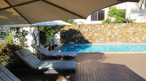 Bayview Beachfront Apartments, In Town Right On The Beach - Hotel Accommodation 19