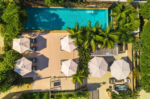 Bayview Beachfront Apartments, In Town Right On The Beach - Hotel Accommodation 2