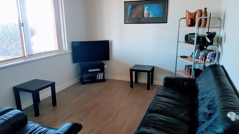 Beachside Escape On The Esplanade - Hotel Accommodation 6