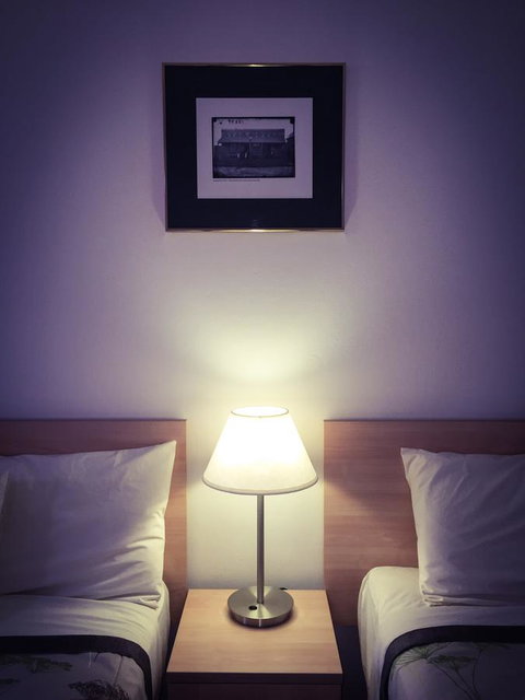 Ten Dollar Town Motel - Hotel Accommodation 28