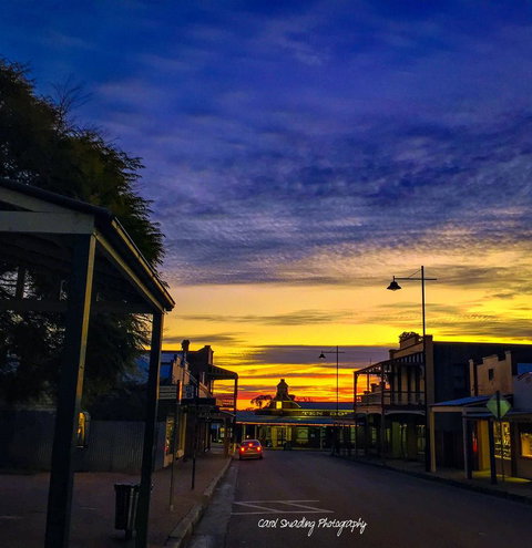 Ten Dollar Town Motel - Hotel Accommodation 14