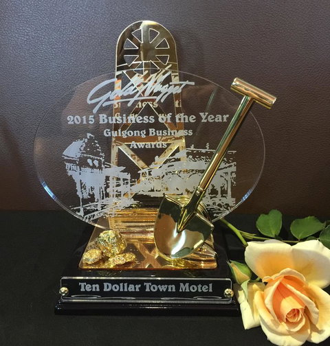 Ten Dollar Town Motel - Hotel Accommodation 10