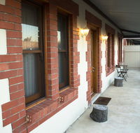 Longreach at Port Elliot - Hotel Accommodation