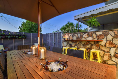 Christophers Villa - Hotel Accommodation 1