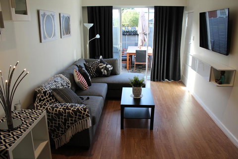 Christophers Villa - Hotel Accommodation 24
