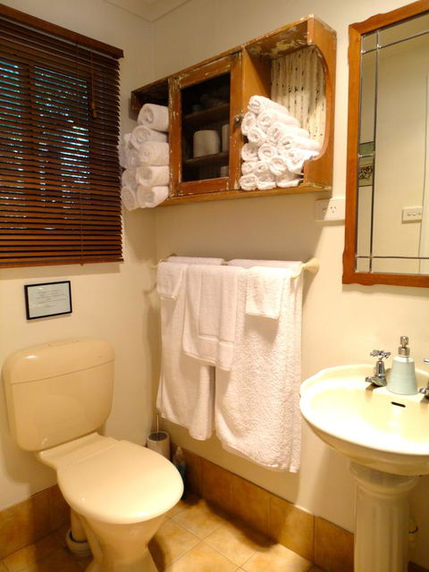 Aldgate Valley Bed And Breakfast - Hotel Accommodation 27