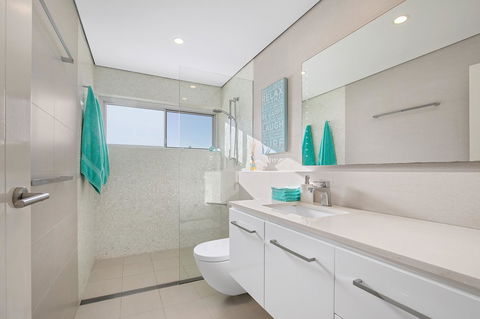 Beachfront Bliss - Hotel Accommodation 17