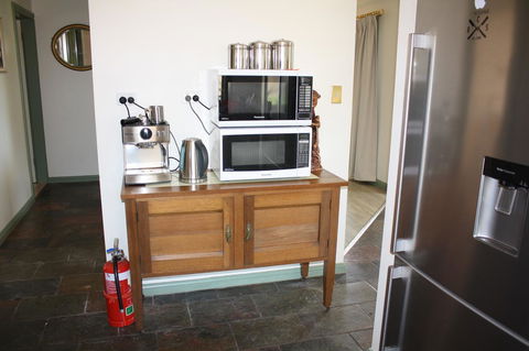 Maslin Beach House - Hotel Accommodation 11