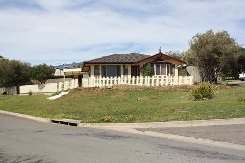 Maslin Beach House - Hotel Accommodation 0