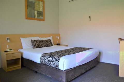 Bathurst Motor Inn - Hotel Accommodation 25