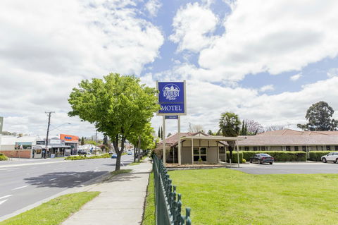 Bathurst Motor Inn - Hotel Accommodation 22