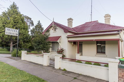Bathurst Motor Inn - Hotel Accommodation 30