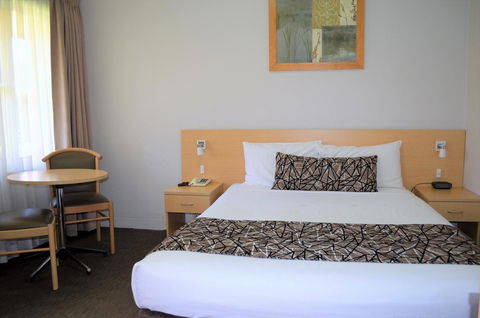 Bathurst Motor Inn - Hotel Accommodation 26