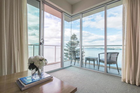 Port Lincoln Hotel - Hotel Accommodation 12
