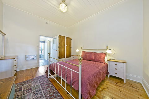 Vineyard Cottage BnB - Hotel Accommodation 2