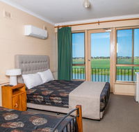 Tailem Bend Riverside Hotel - Hotel Accommodation