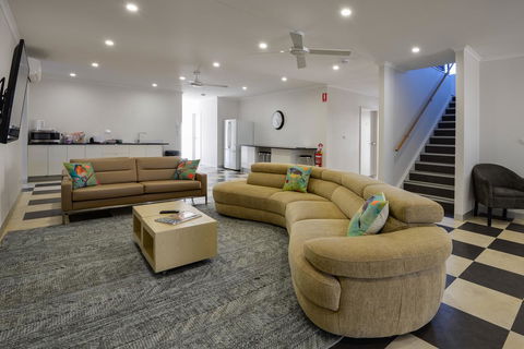 Great Northern Lodge - Hotel Accommodation 21