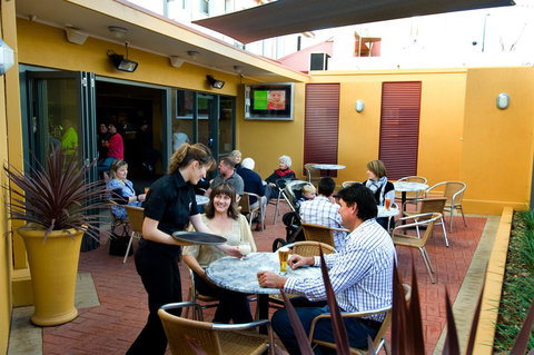 Loxton Community Hotel Motel - Hotel Accommodation 13