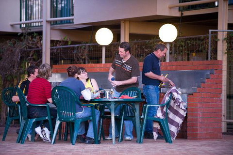 Loxton Community Hotel Motel - Hotel Accommodation 25