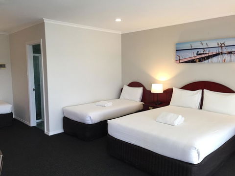 Hilton Beachfront Motel - Hotel Accommodation 20