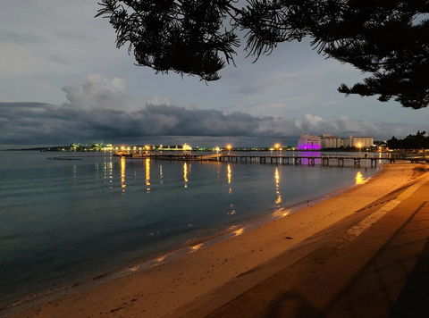 Hilton Beachfront Motel - Hotel Accommodation 10