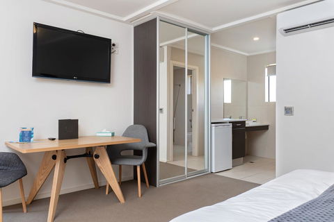 Mick O\'Sheas - Hotel Accommodation 1