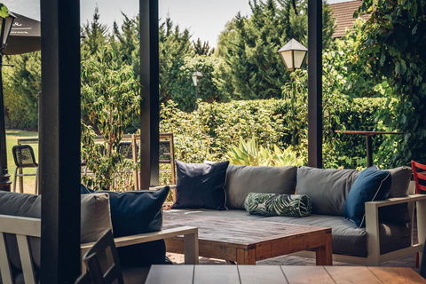 Mick O\'Sheas - Hotel Accommodation 33