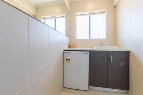 Mick O\'Sheas - Hotel Accommodation 27