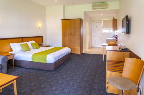 Serafino McLaren Vale - Hotel Accommodation 1