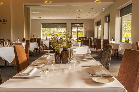 Serafino McLaren Vale - Hotel Accommodation 9