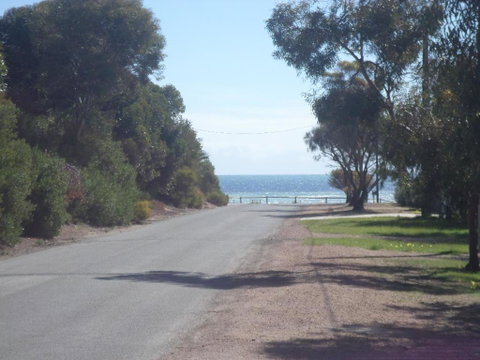 Dells Seaside Escape Moonta Bay - Hotel Accommodation 3