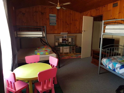 Dells Seaside Escape Moonta Bay - Hotel Accommodation 8