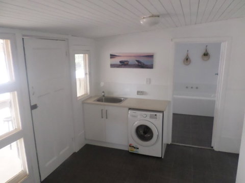 Dells Seaside Escape Moonta Bay - Hotel Accommodation 6