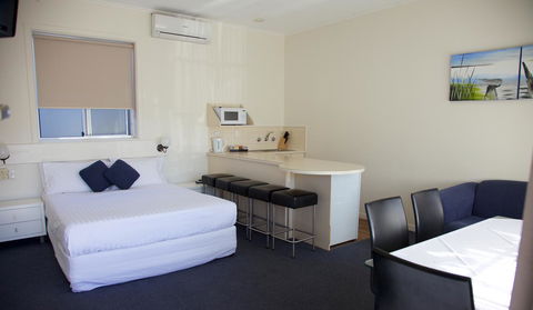 Guichen Bay Motel - Hotel Accommodation 40