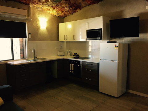 The Lookout Cave Underground Motel - Hotel Accommodation 41