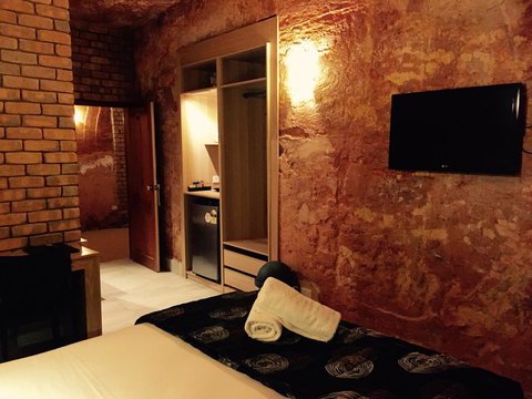 The Lookout Cave Underground Motel - Hotel Accommodation 42