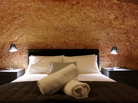 The Lookout Cave Underground Motel - Hotel Accommodation 9