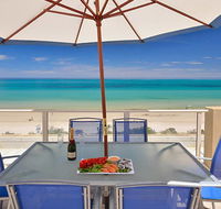 Adelaide Luxury Beach House - Hotel Accommodation