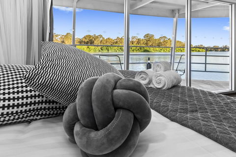 Murray River Queen - Hotel Accommodation 8