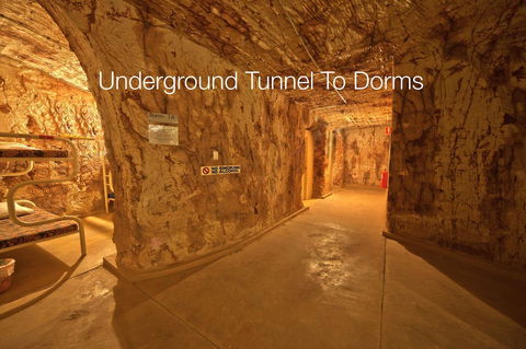 Radeka Downunder Underground Motel - Hotel Accommodation 10