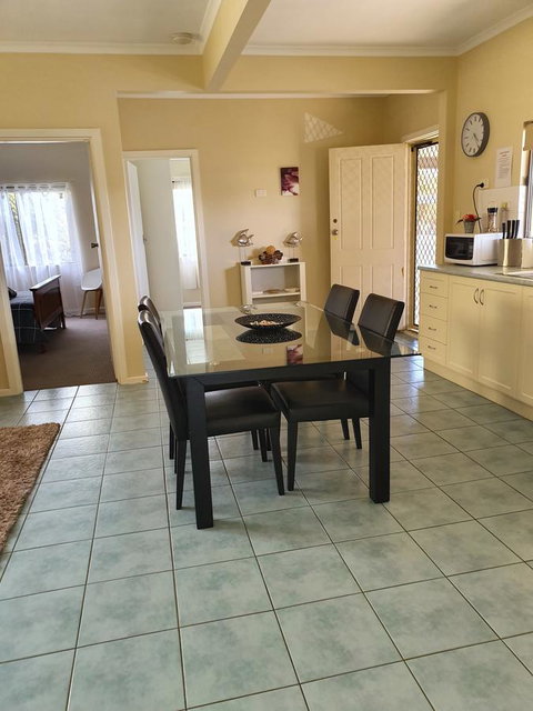 Super Central Location - Hotel Accommodation 0