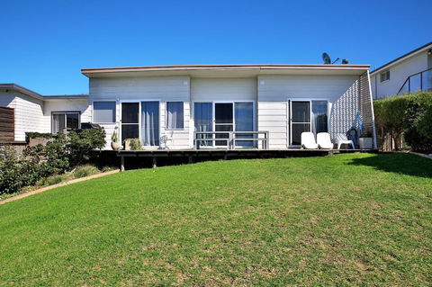 Culburra Beachhouse - Hotel Accommodation 11
